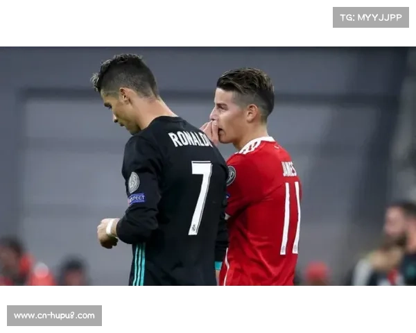 “拜仁主帅孔帕尼谈轮换：密集赛程需全员健康”